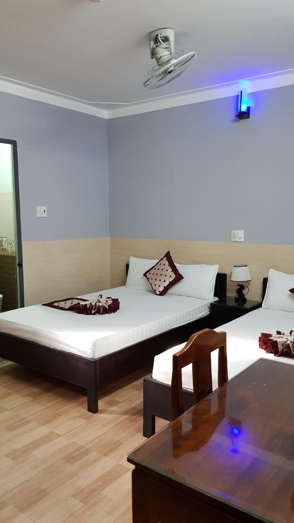 Khach San Anh Dong Hotel Phan Rang Exterior photo